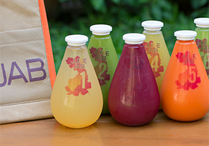 Jabs are our best-selling juice cleansing programs. Just as it is good to take a break and get some rest, it is as important to rid your body of the excesses of every day. Give your system a complete reset!